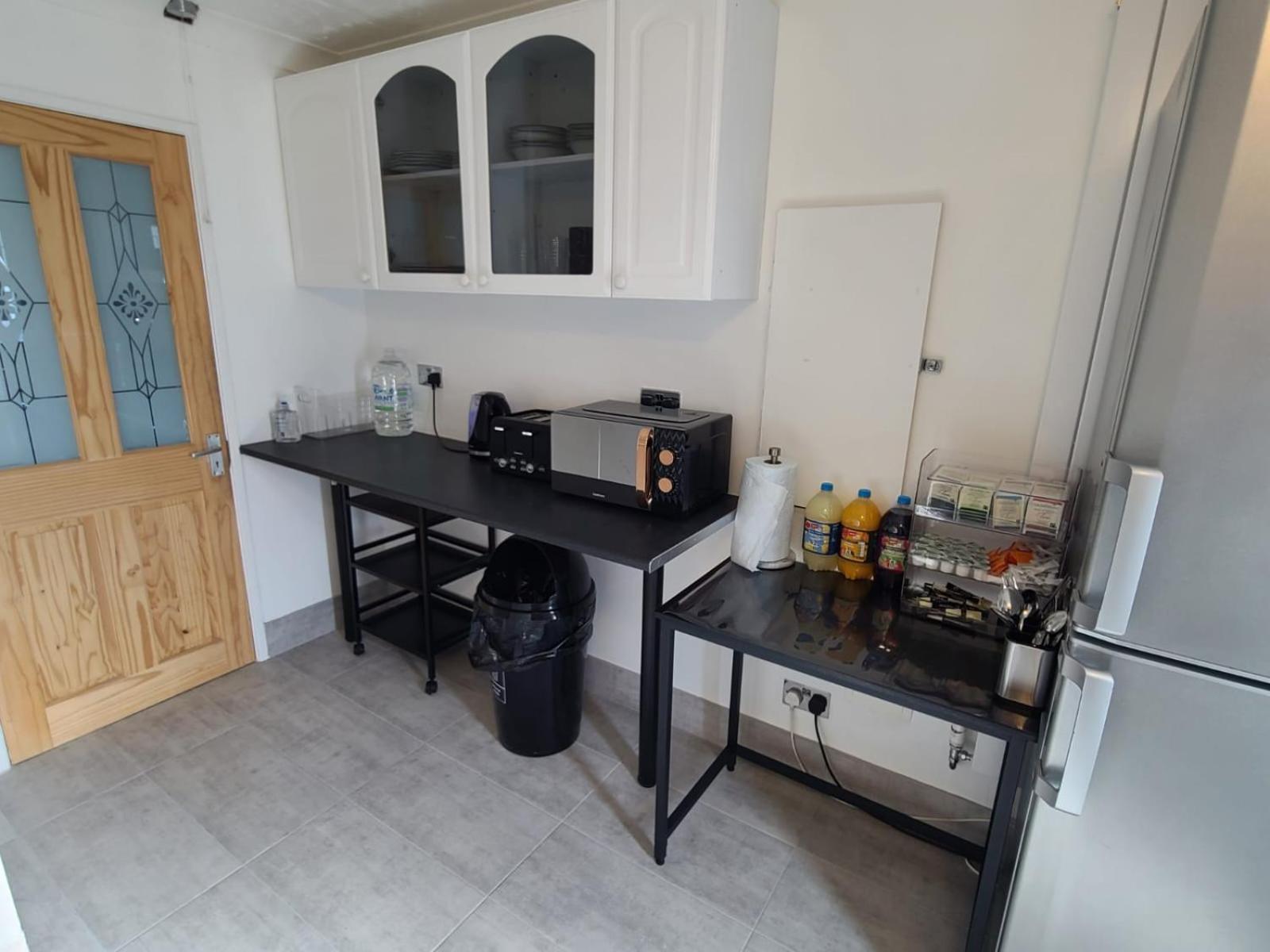 Homestay Quick Stop-gatwick Stay, Triple
