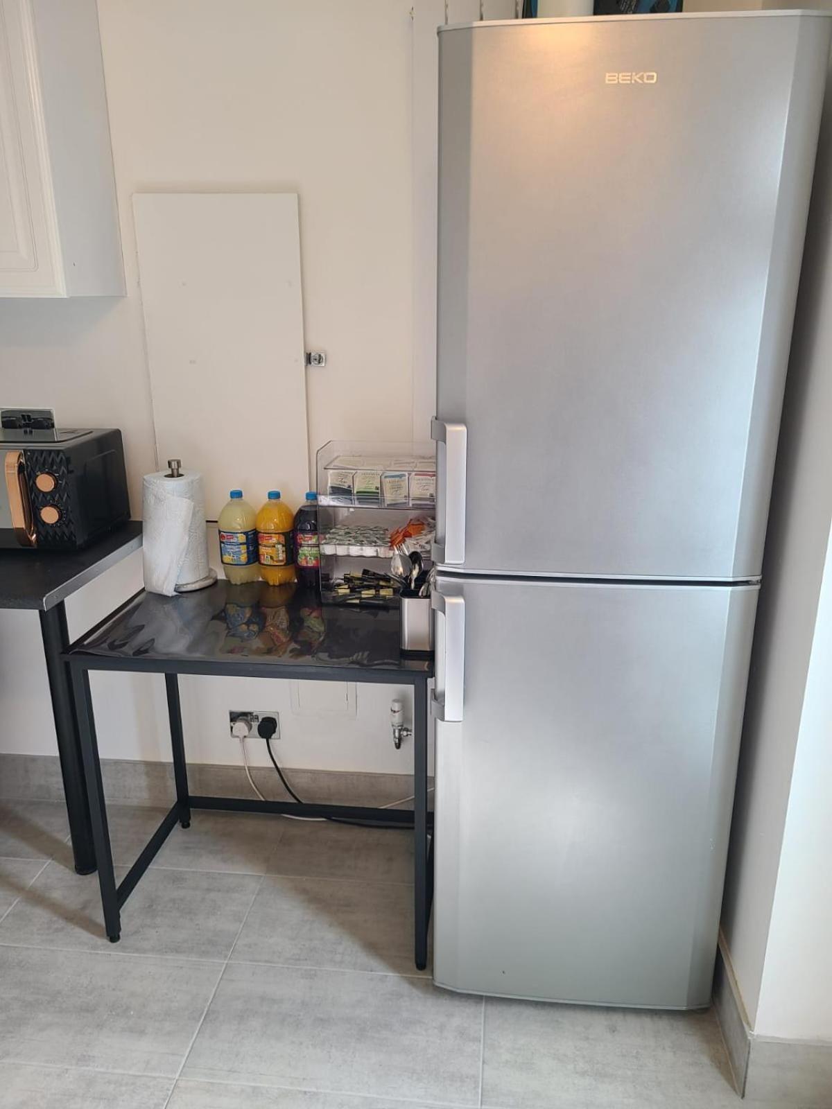 Homestay Quick Stop-gatwick Stay, Triple Ifield